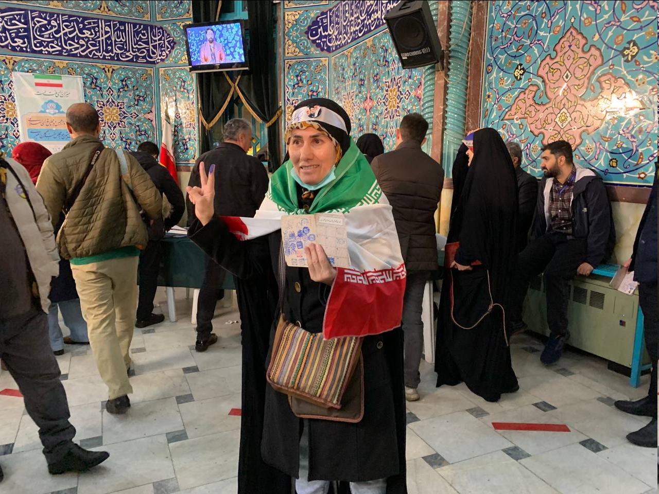 گزارش ایسنا از برگزاری انتخابات در حسینیه ارشاد