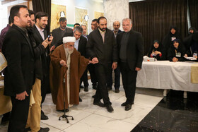 آیت الله احمد‌جنتی‌، دبیر شورای نگهبان در انتخابات دوازدهمین دوره مجلس  شورای اسلامی و ششمین دوره مجلس خبرگان رهبری