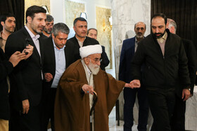 آیت الله احمد‌جنتی‌، دبیر شورای نگهبان در انتخابات دوازدهمین دوره مجلس  شورای اسلامی و ششمین دوره مجلس خبرگان رهبری