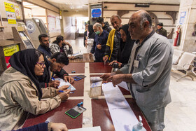 حضور مردم پای صندوق های اخذ رای در ساری