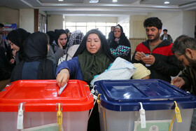 حضور مردم زنجان در محل اخذ رای