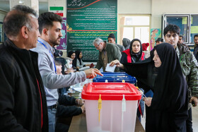 حضور مردم زنجان در محل اخذ رای