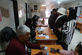 حضور مردم پای صندوق های اخذ رای در اردبیل