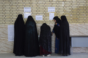 حضور مردم شهرکرد در محل اخذ رای