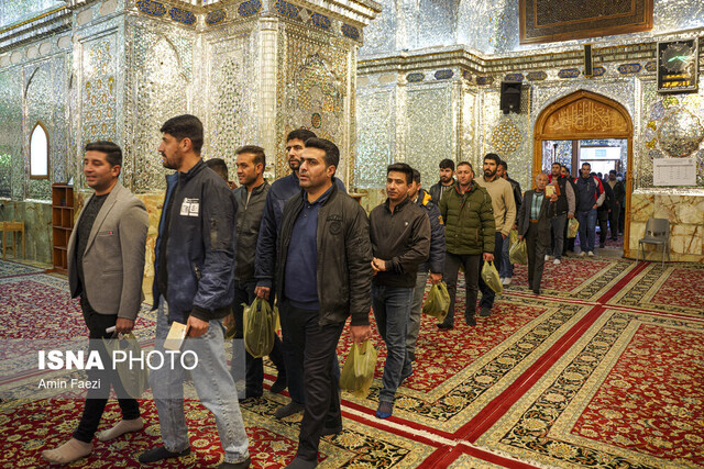 نتایج برخی حوزه‌های فارس همین امشب مشخص می‌شود / مشارکت ۲٠ درصدی مردم فارس تا ساعت ۱۴:۳٠