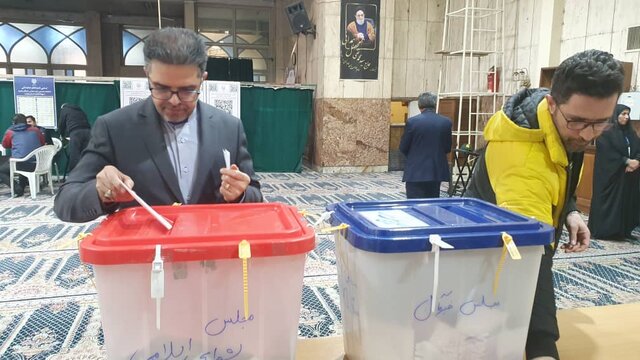 آمادهباش پلیس تهران تا پایان انتخابات ادامه دارد آمادهباش پلیس تهران تا پایان انتخابات ادامه دارد