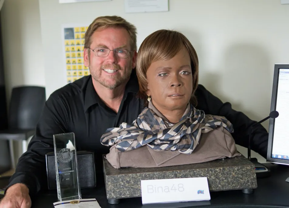 چرا بسیاری از رباتها سفید رنگ هستند؟