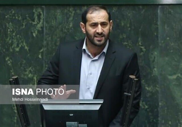 ولی داداشی منتخب مردم آستارا برای نشستن بر صندلی بهارستان