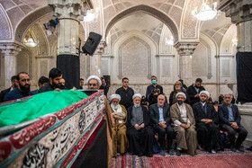 مراسم وداع با پیکر آیتالله امامی کاشانی