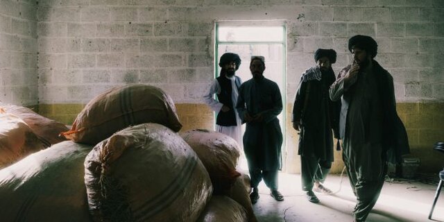 بازی با مرگ و زندگی برای «سود» بیشتر؛ درآمدهای میلیون دلاری افغانستان