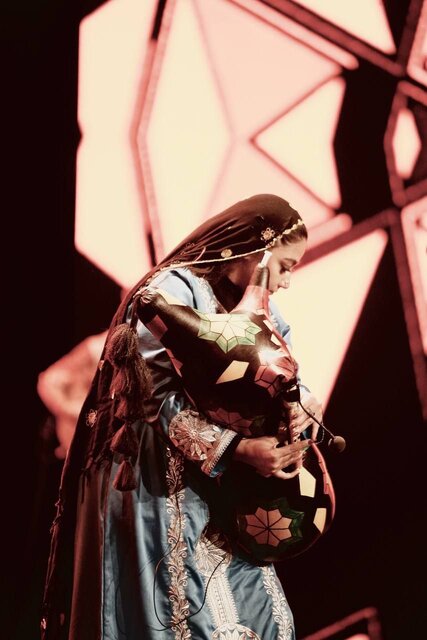 ببینید/ یک کنسرت پدر و دختری در تهران /کوچه را تخعطیل نکنید!