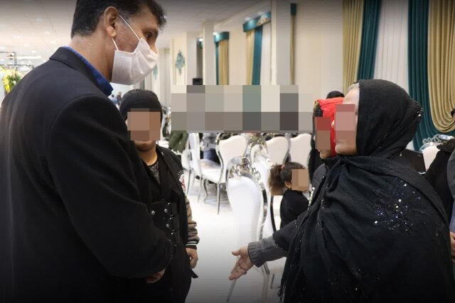 توزیع بستههای معیشتی بین خانواده نیازمند زندانیان سمنان