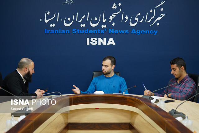 اسعدی: مردم مشت محکمی به دشمنان انقلاب زدند/شفیعی: مردم از رای دادن بهصورت لیستی خودداری کردند اسعدی: مردم مشت محکمی به دشمنان انقلاب زدند/شفیعی: مردم از رای دادن بهصورت لیستی خودداری کردند