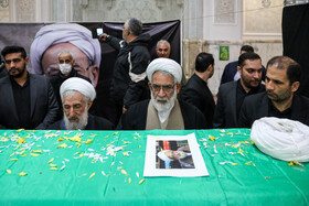 تشییع پیکر آیتالله امامی کاشانی