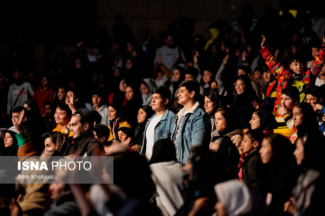 کودکانی که عمو پورنگ را نمیشناختند و آهنگ مورد علاقهای نداشتند!