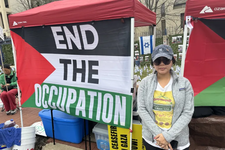 تحرکات حامیان فلسطین مقابل سفارت تل‌آویو در واشنگتن؛ از تحصن تا نصب پرچم فلسطین