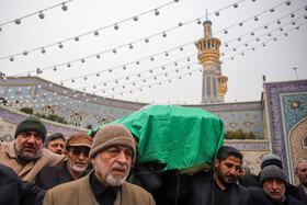 تشییع پیکر آیتالله امامی کاشانی در حرم مطهر رضوی