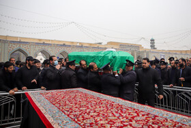 تشییع پیکر آیتالله امامی کاشانی در حرم مطهر رضوی