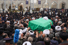 تشییع پیکر آیتالله امامی کاشانی در حرم مطهر رضوی