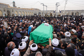 تشییع پیکر آیتالله امامی کاشانی در حرم مطهر رضوی