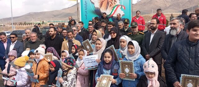 کاشت ۵۰۰ اصله نهال در تپه پرچم ملایر