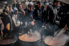 رژیم صهیونیستی همچنان فلسطینی‌های گرسنه را هدف قرار می‌دهد