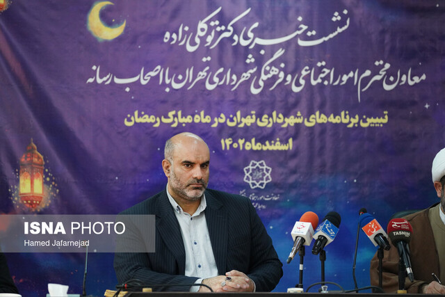 عکس آرشیوی است برپایی سفرههای افطاری ساده و اسقرار ۲۲ چایخانه در سطح شهر/ اجرای پویش روزه اولیها