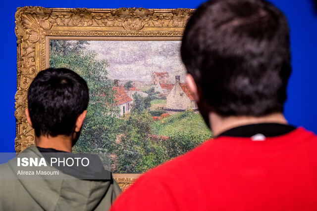 عکس از نمایشگاه «بر فراز دشت» نشستهای تخصصی موزه هنرهای معاصر آغاز شد