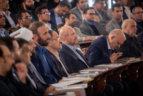 محمدباقر قالیباف، رئیس مجلس شورای اسلامی در آیین اعطای نخستین جایزه ملی قانون