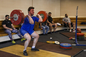 تمرین تیم ملی وزنه‌ برداری