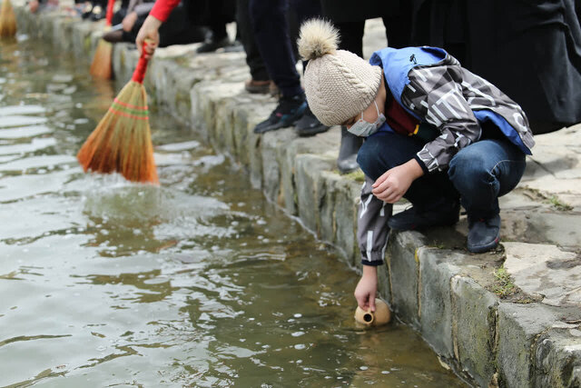 آب پاشان، پیوند نوروز با آب