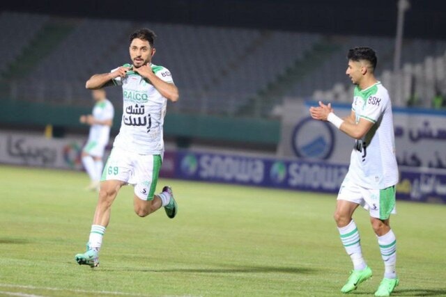 تصویر آرشیوی است. ویدیو/ والی زیر طاق بازیکن آلومینیوم در دیدار با نساجی