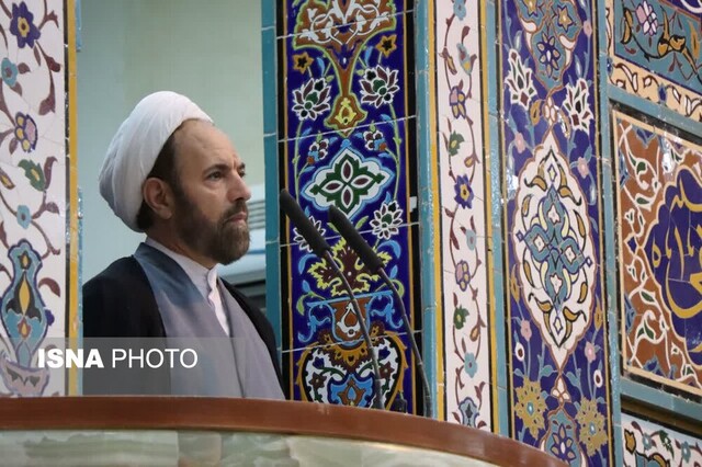 نوروز یکی از سنت‌های انسانی و زیبای ایران باستان است