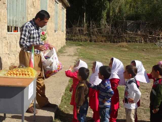 دورترین نقطه مرزی ایران مقصد «عشق» معلمی