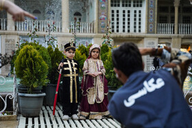 گردشگران در باغ ارم شیراز