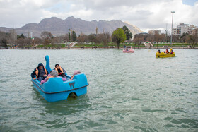مسافران نوروزی در دریاچه کیو شهر خرم‌آباد - لرستان