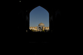 مسافران نوروزی در میدان نقش جهان اصفهان