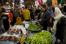 مسافران نوروزی در میدان نقش جهان اصفهان