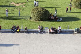 مسافران نوروزی در میدان نقش جهان اصفهان