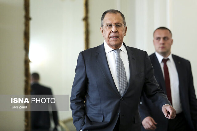 لاوروف: هیچ مشکلی در بازگشت حقوق قانونی ایران به بازار نفت وجود ندارد لاوروف: هیچ مشکلی در بازگشت حقوق قانونی ایران به بازار نفت وجود ندارد