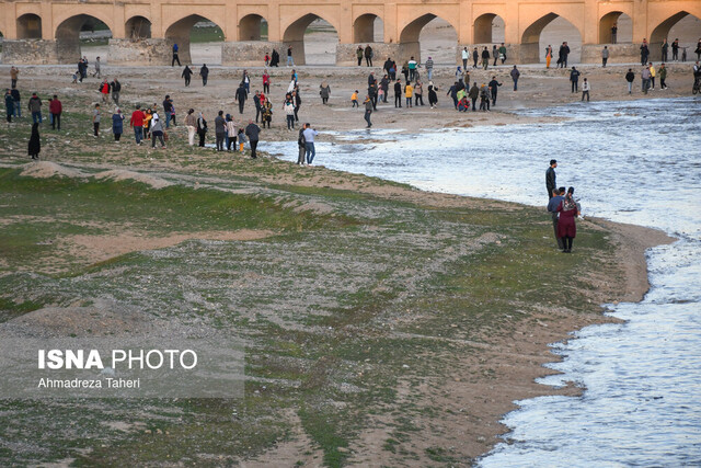 آنچه اصفهانیها از رئیس جمهور آینده مطالبه میکنند آنچه اصفهانیها از رئیس جمهور آینده مطالبه میکنند