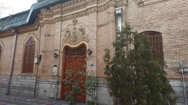 تهرانگردی حوالی خیابانی که شما را به دل تاریخ می‌برد!