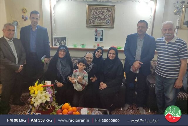 دیدار نوروزی اهالی رادیو با مریم نشیبا در منزلش