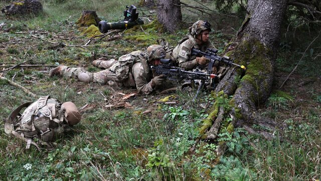 بلومبرگ: ماکرون آمریکا را خشمگین کرد