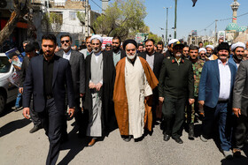 حضور ایت‌الله سید ابولحسن مهدوی، امام جمعه و عضو مجلس خبرگان اصفهان، سیدمحمد موسویان، دادستان عمومی و انقلاب استان اصفهان و حجت الاسلام و المسلمین اسدالله جعفری، رئیس کل دادگستری استان اصفهان در راهپیمایی محکمویت حمبه به بیمارستان غزه توسط رژیم صهیونیستی