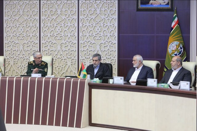 دیدار هنیه با سرلشکر باقری دیدار هنیه با سرلشکر باقری