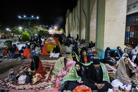 لیالی قدر؛ شب نوزدهم ماه مبارک رمضان - گلستان شهدای اصفهان