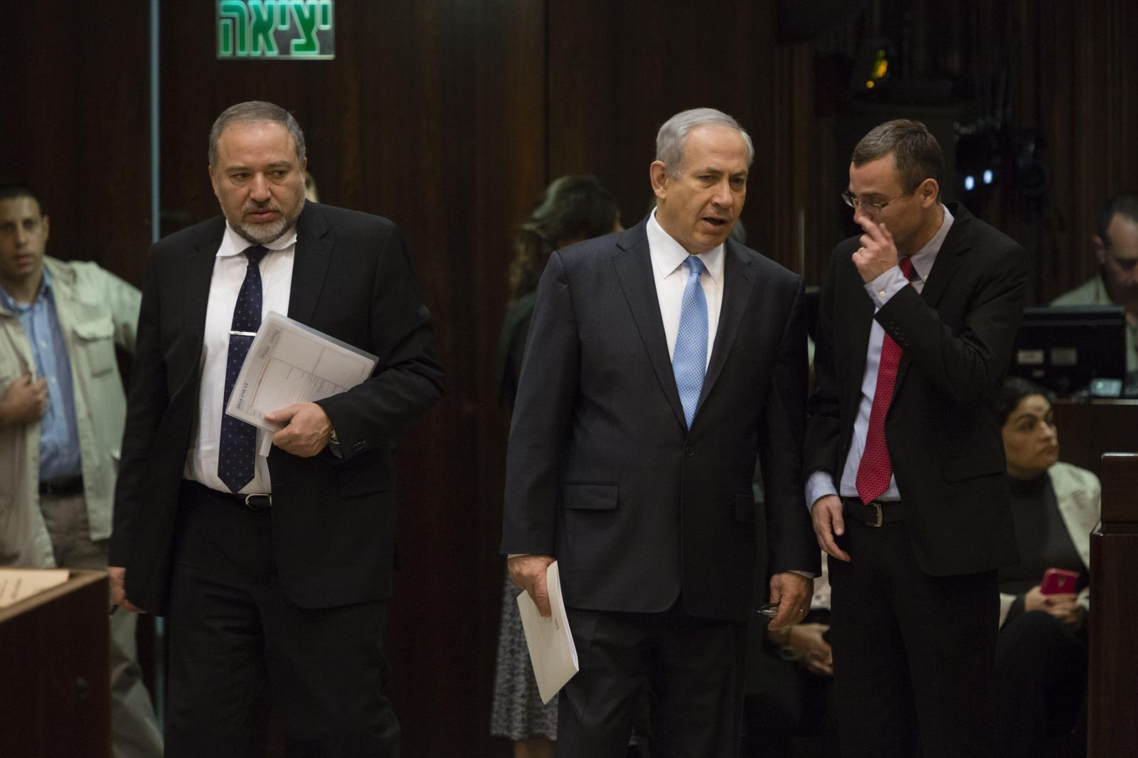 حمله تلآویو به کنسولگری ایران؛ نمایش قدرت نتانیاهو برای خروج از بنبست سیاسی