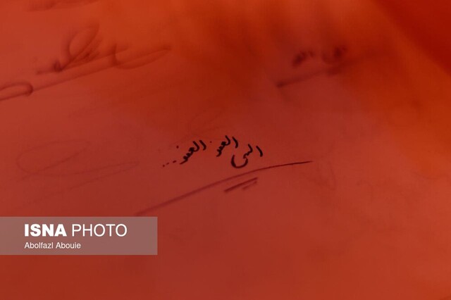 زمزمههای ناب بندگی مردم مهریز در آخرین شب قدر