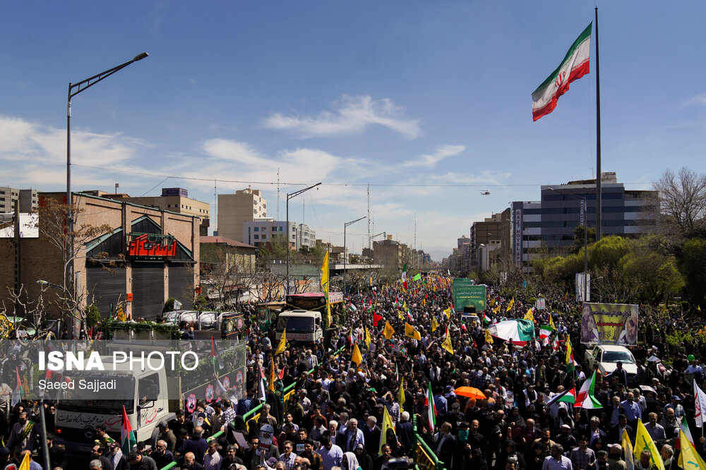 راهپیمایی روز قدس در ایران/ تشییع پیکر شهدای راه قدس در تهران